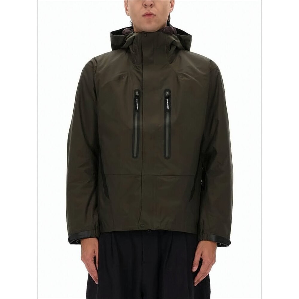 AND WANDER Lightweight Hooded Jacket with Minimalistic Design